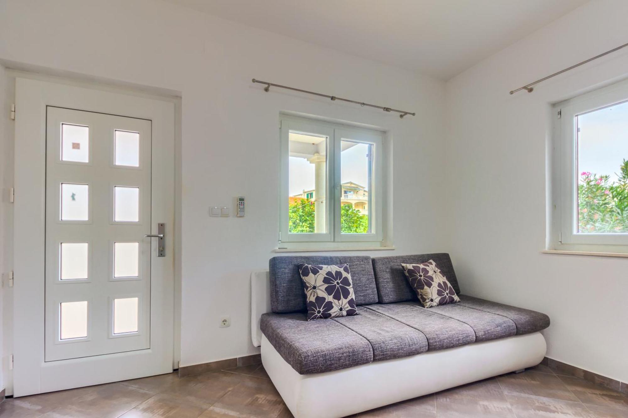 Apartmani Mato Pirovac Eksteriør billede